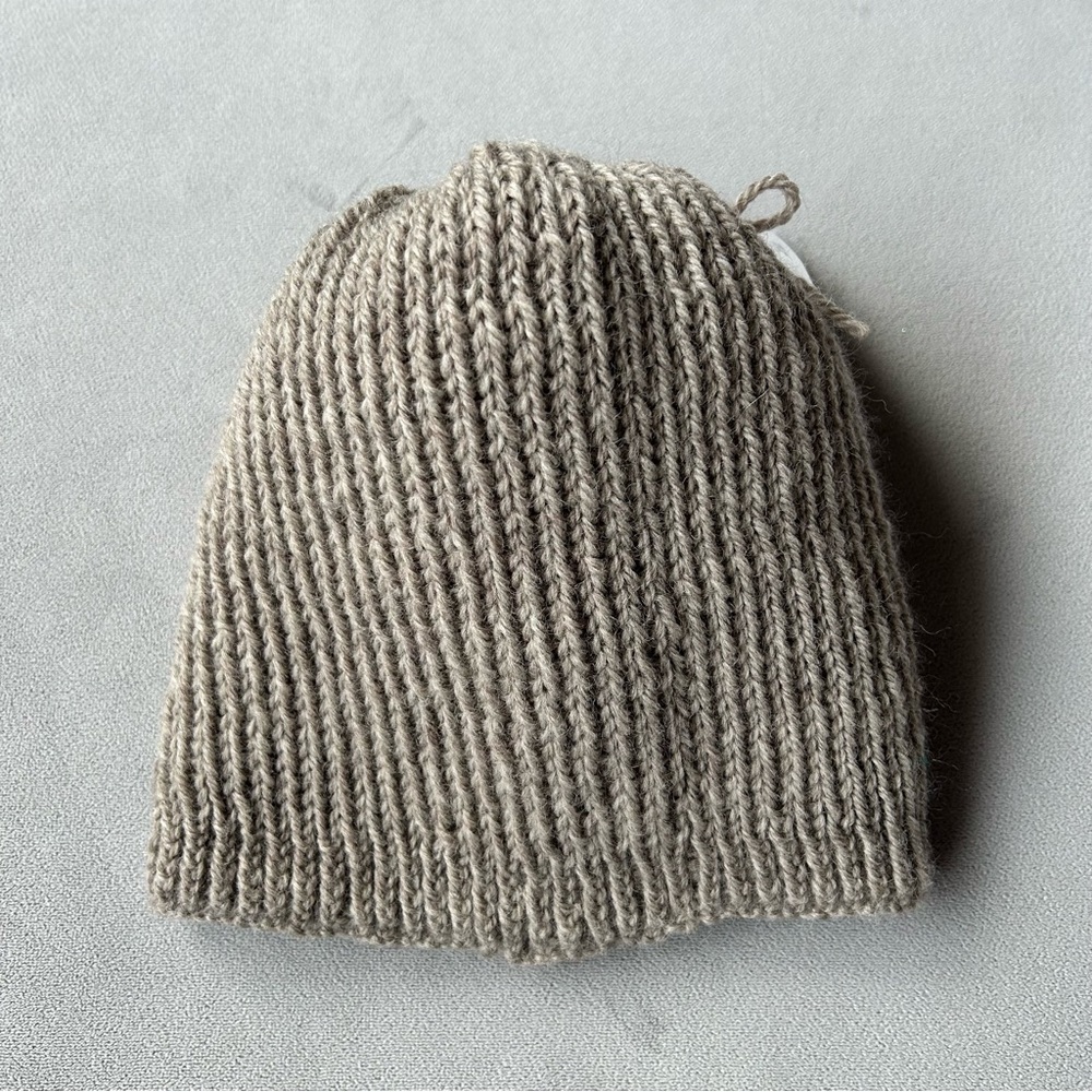 Hand Knit Toque 🇨🇦 ~ 100% Wool ~ Adult Small ~ Brand New!